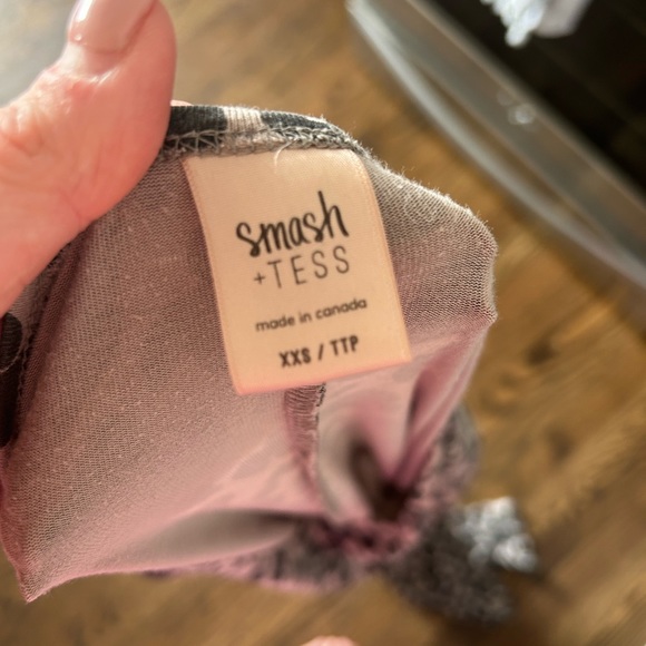 Smash and Tess Sunday Romper ~ Lexi Leopard - Picture 4 of 4